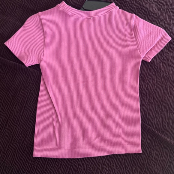 Fitted, Ribbed Pine Tee - Picture 2 of 4